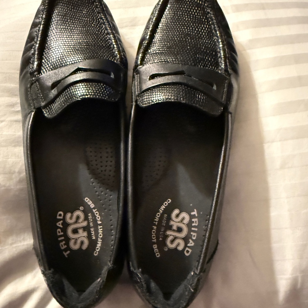 SAS Women's Black Loafers